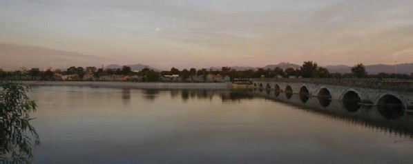 8 Great Sights-7-The Moon over the Lugou (Marco Polo) Bridge at Dawn