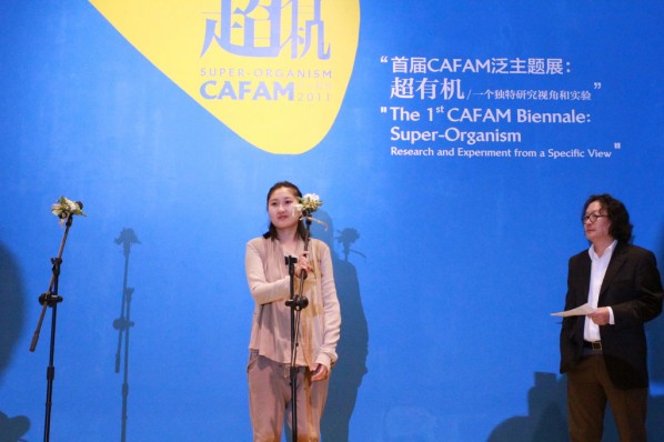 Representive of young artist Gao Rong expressed her thanks for this biennale.