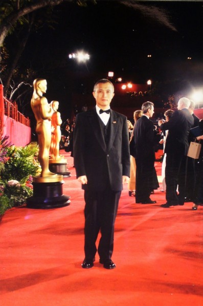 Wang Shui-bo attended Oscar Ceremony in 1999.