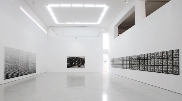 Exhibition View 01 of Shi Zhiying: Between Past and Future