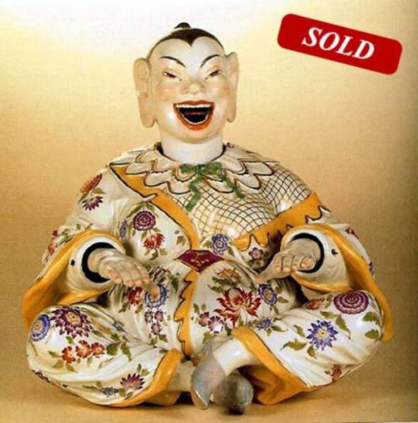 Figure 2. German Meissen porcelain factory designed and produced a series of Chinese human sculptures, among which Pagoda--deformation of the Cloth Bag Monk, 18th century