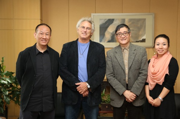 From the left, Xie Dongming, Eric Fishl, Pan Gongkai and an official of CAFA