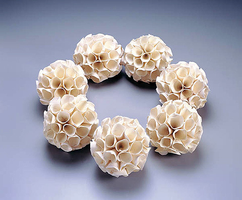 Circle 2007, 15×15×15 cm(each) Circle 2007, 15×15×15 cm(each)