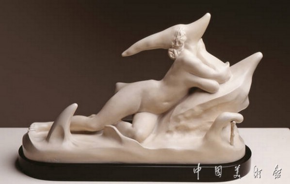 Salvador Dali, Hysteria, Streamlined Nude Woman”, sculpture, 26 x 40 x 13.5cm, 1934(1973)