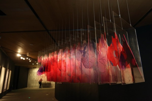 08-Installation-View-of-Reflection-Han-Jiaying’s-Exhibition-of-Design