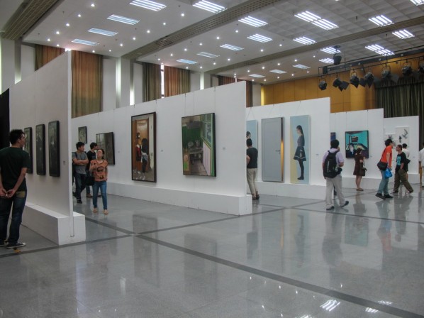 21 Graduation Exhibition of CAFA 2013 in its Third Round Departments of Oil Painting and Sculpture on View at CAFA