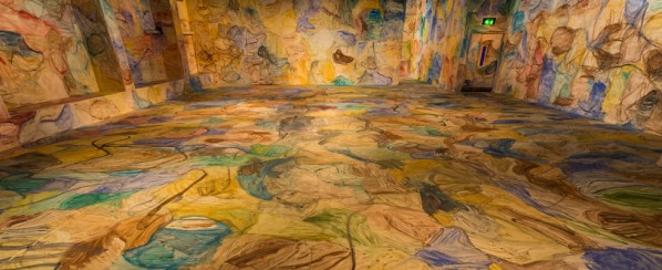 “Space Painting”, watercolor on wall, installation view, Institute of Contemporary Arts, London, 2013. © Zhang Enli, courtesy the artist, Hauser & Wirth and ShanghART Gallery. Photo Mark Blower. “Space Painting”, watercolor on wall, installation view, Institute of Contemporary Arts, London, 2013. © Zhang Enli, courtesy the artist, Hauser & Wirth and ShanghART Gallery. Photo Mark Blower.