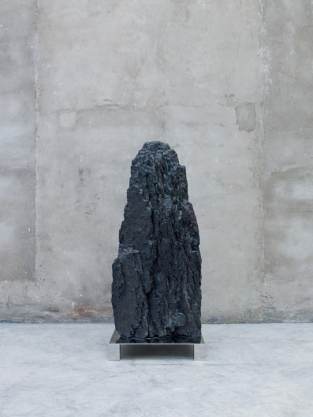 Not Vital, Piz Nair, 2011; coal, 165x55x70cm; Courtesy the artist and Galerie Urs Meile, Beijing-Lucerne