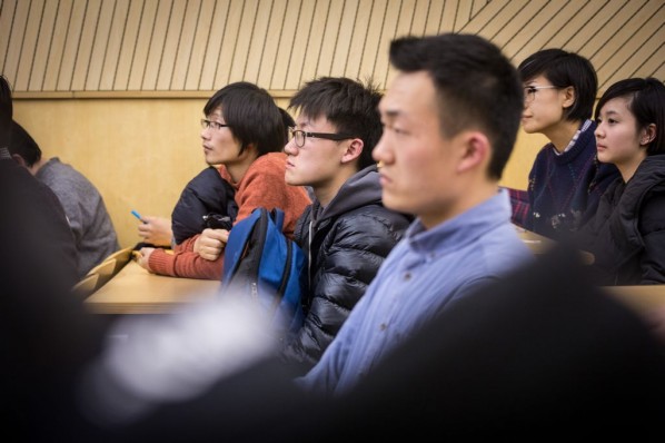 View of the lecture “Wang Chuan ‘Adapting’ – Changing Photographic Medium”05