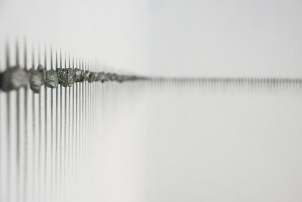 Teresita Fernández, Horizon (Halo) (2011), graphite, magnets, dimensions variable. Courtesy the artist and Lehmann Maupin, New York and Hong Kong.