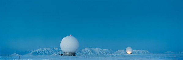 Christian Houge, Spheres in Moonlight, 2000