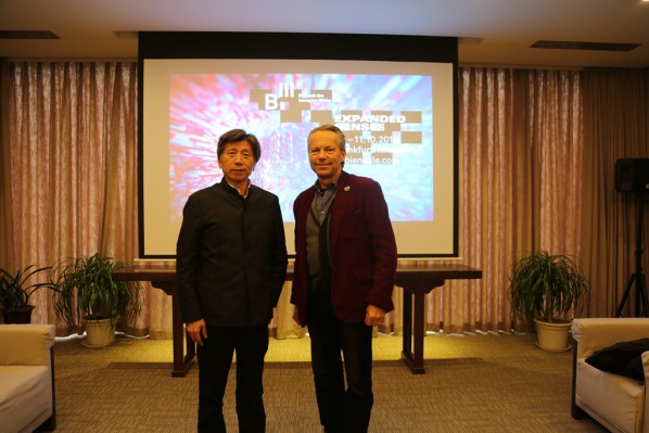 08 Prof. Bernd Kracke talked with Fan Di'an, President of CAFA