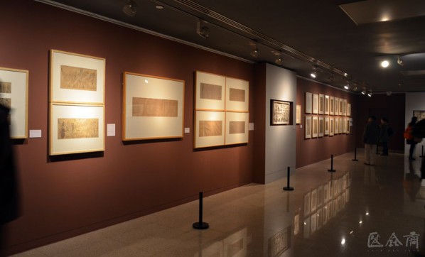 Exhibition view of Sculpture of Love - Memorial Exhibition of Works and Literature of the Couple Sculptors Wang Linyi and Wang Henei