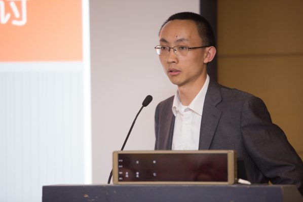 01 Postdoctoral student Chang Peijie from the Institute of Philosophy, Chinese Academy of Social Sciences gave a lecture