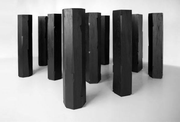 Yang Mushi, Cutting in-Pillar, 2015; Installation, 173x50cm