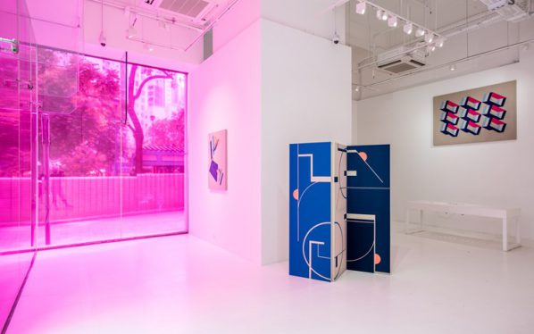 Sinta Tantra, Flatland A Romance of Many Dimensions,2016, Installation view 02, Pearl Lam Galleries, SOHO, Hong Kong. Courtesy Pearl Lam Galleries, SOHO, Hong Kong