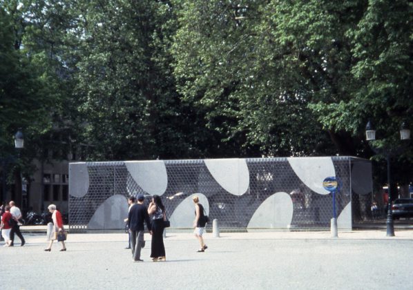 Brugge Pavilion (2000-2002), copyright reserved by Artist